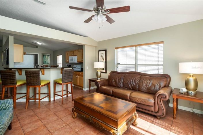 Image No.13-4 Bed Property for sale