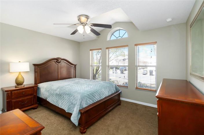 Image No.19-4 Bed Property for sale