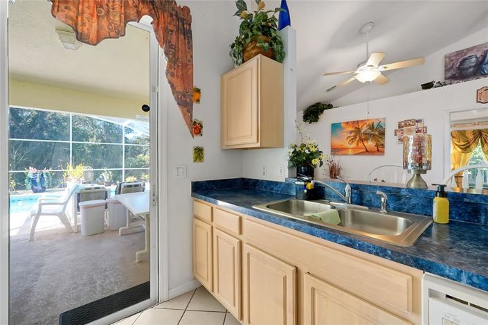 Image No.12-Propriété de 4 chambres à vendre à Kissimmee