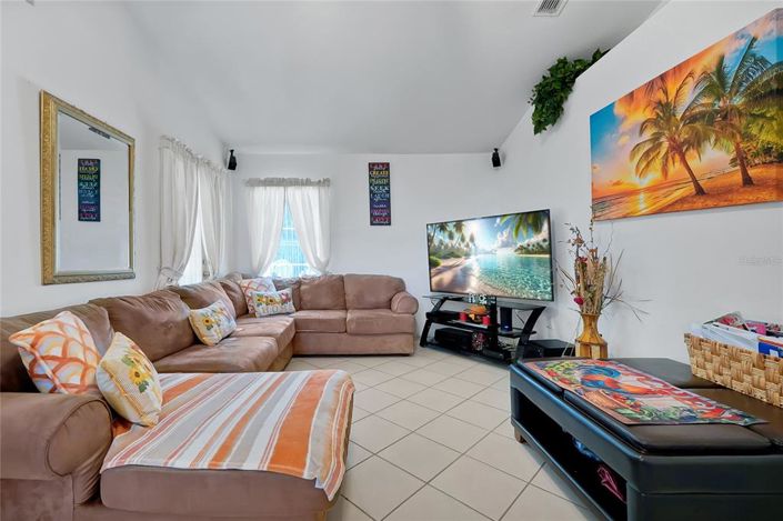 Image No.7-Propriété de 4 chambres à vendre à Kissimmee