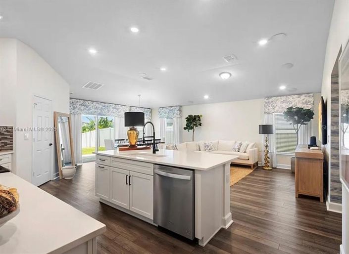 Image No.8-Propriété de 3 chambres à vendre à Davenport