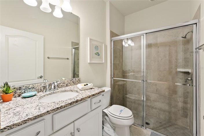 Image No.15-8 Bed Property for sale