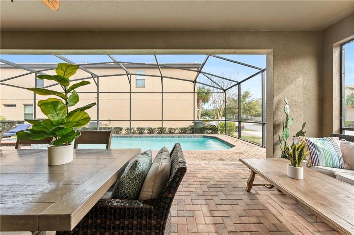 Image No.44-8 Bed Property for sale