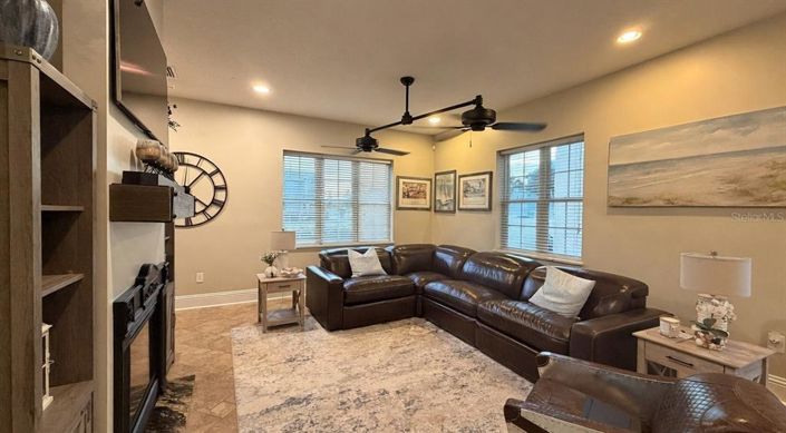 Image No.11-Propriété de 4 chambres à vendre à Reunion