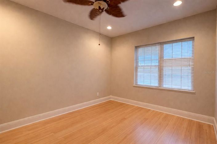 Image No.27-Propriété de 4 chambres à vendre à Reunion