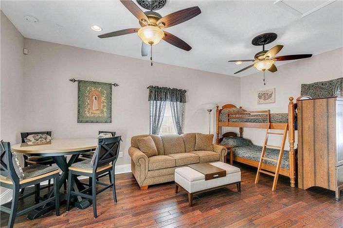 Image No.32-Propriété de 4 chambres à vendre à Reunion