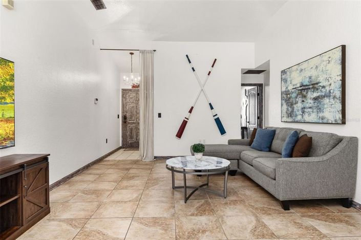 Image No.10-Propriété de 3 chambres à vendre à Clermont