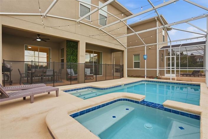 Image No.47-6 Bed Property for sale