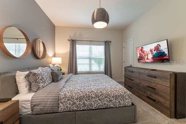 Image No.10-4 Bed Townhouse for sale