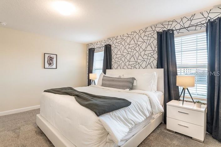 Image No.13-4 Bed Townhouse for sale