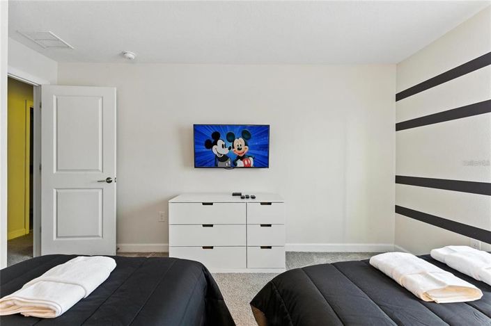 Image No.19-4 Bed Townhouse for sale