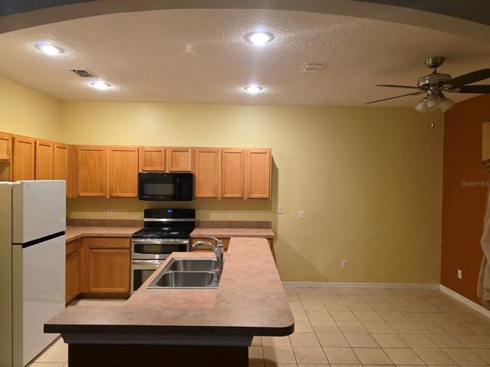 Image No.2-4 Bed Property for sale