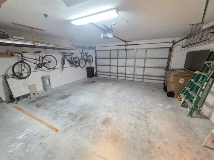 Image No.25-4 Bed Property for sale