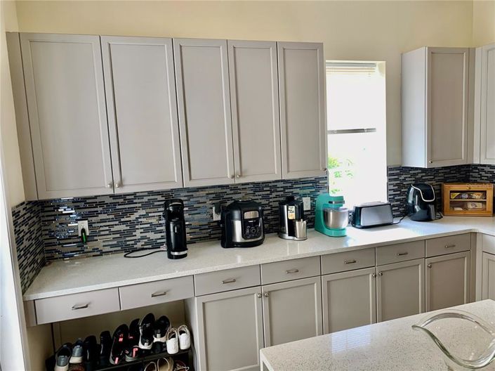 Image No.12-3 Bed Townhouse for sale