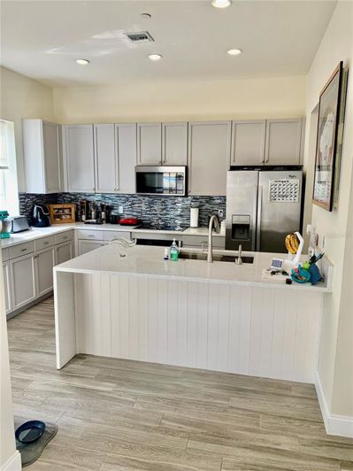 Image No.17-3 Bed Townhouse for sale