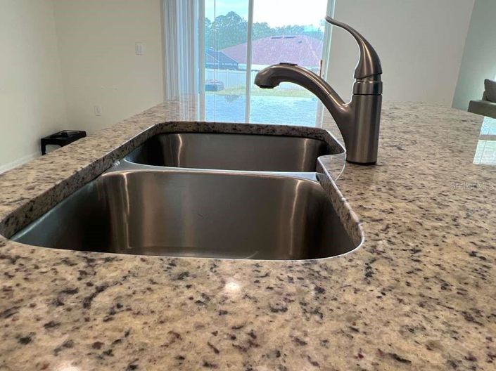 Image No.8-Propriété de 4 chambres à vendre à Davenport