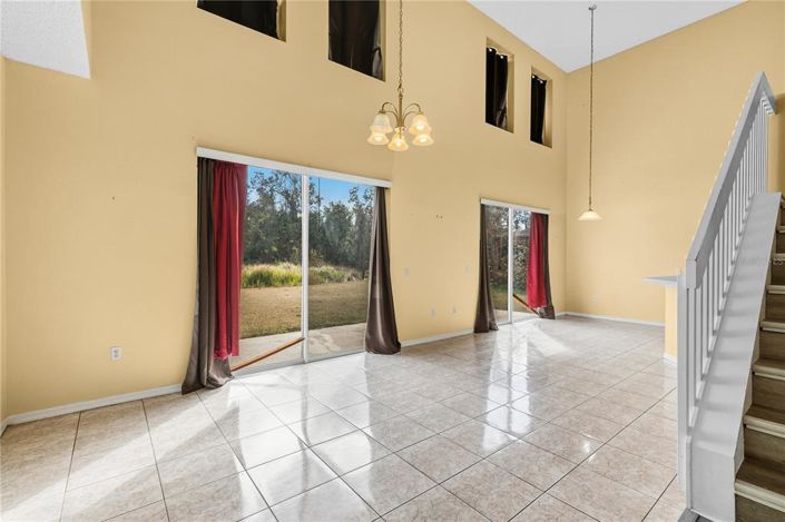 Image No.10-Propriété de 5 chambres à vendre à Kissimmee