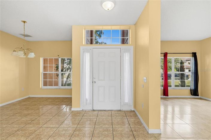 Image No.5-Propriété de 5 chambres à vendre à Kissimmee