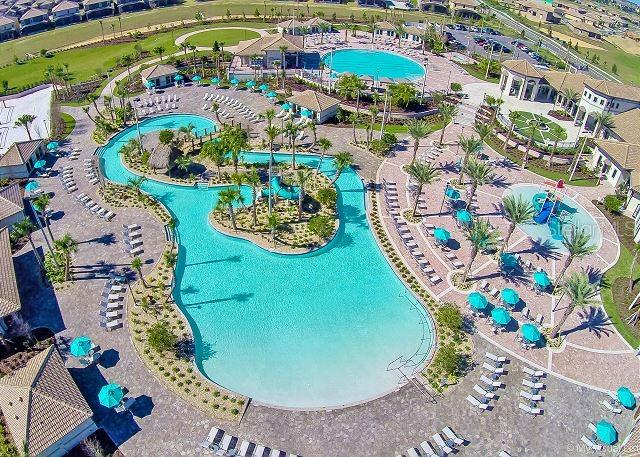 Image No.28-7 Bed Property for sale