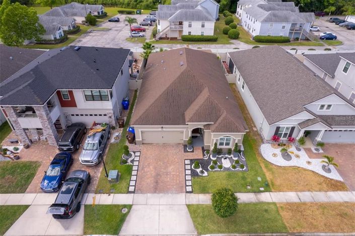 Image No.4-4 Bed Property for sale