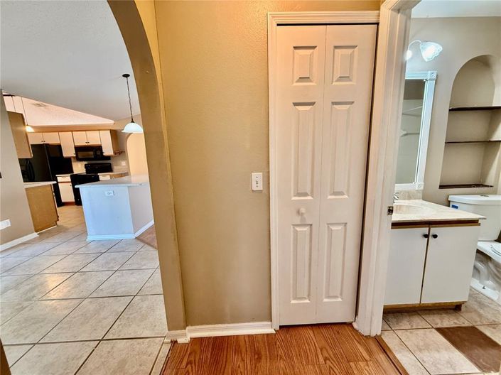 Image No.16-3 Bed Property for sale