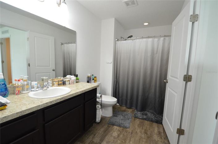 Image No.14-3 Bed Townhouse for sale