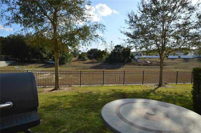 Image No.22-3 Bed Townhouse for sale