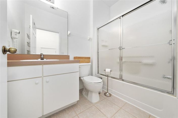 Image No.13-4 Bed Townhouse for sale