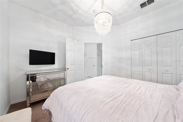 Image No.15-4 Bed Townhouse for sale