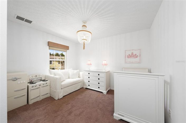 Image No.16-4 Bed Townhouse for sale