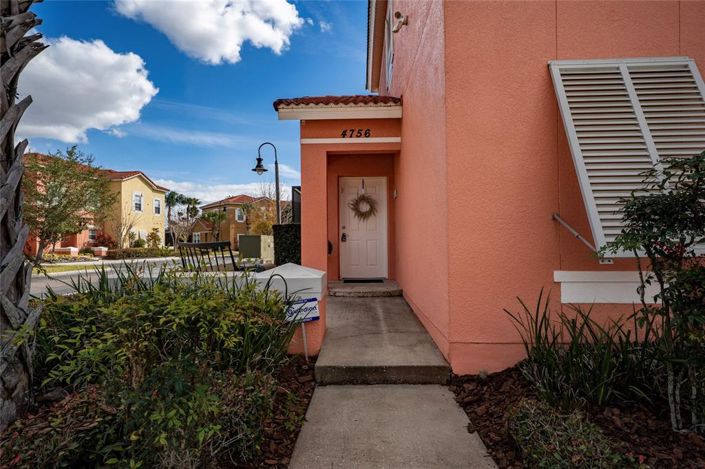 Image No.4-4 Bed Townhouse for sale