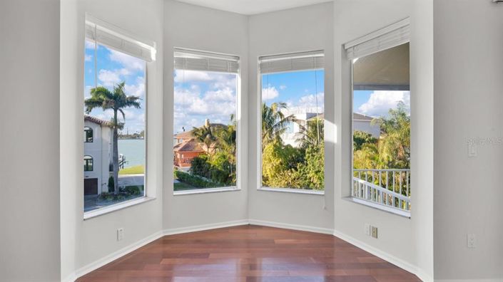 Image No.14-Propriété de 4 chambres à vendre à Tierra Verde 