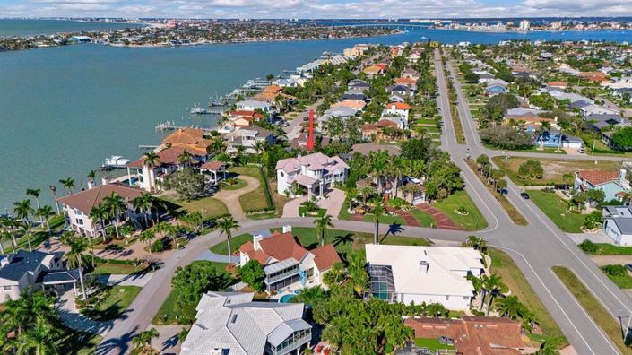 Image No.4-Propriété de 4 chambres à vendre à Tierra Verde 