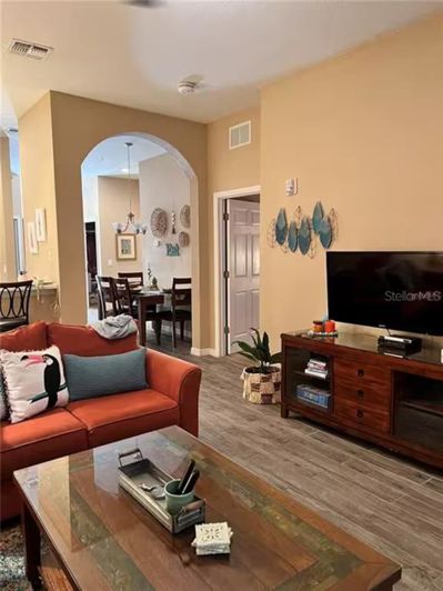 Image No.32-3 Bed Property for sale