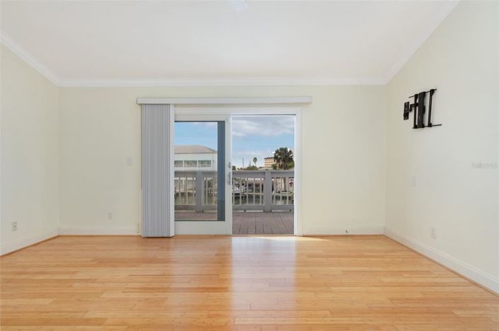 Image No.16-Maison de ville de 2 chambres à vendre à Treasure Island