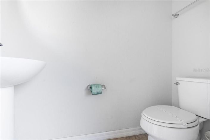 Image No.14-4 Bed Townhouse for sale