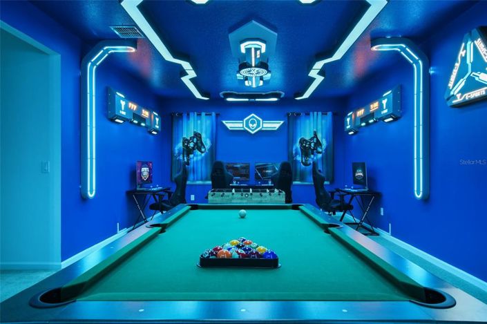 Image No.20-12 Bed Property for sale