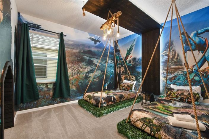 Image No.28-12 Bed Property for sale