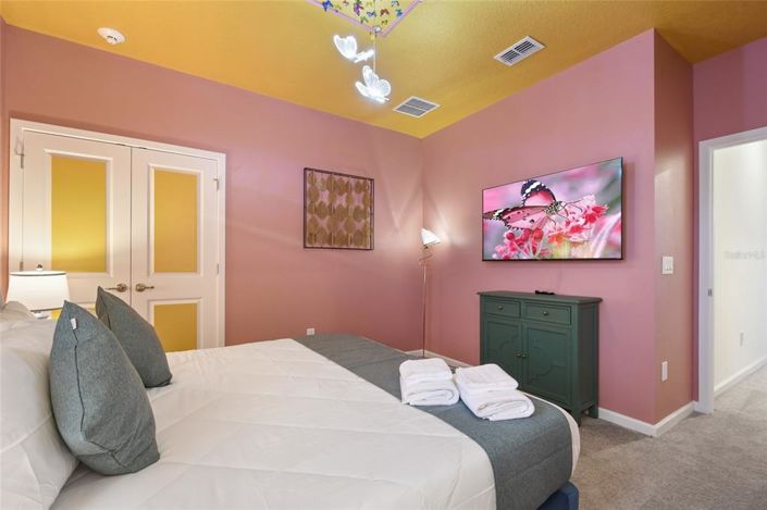 Image No.31-12 Bed Property for sale