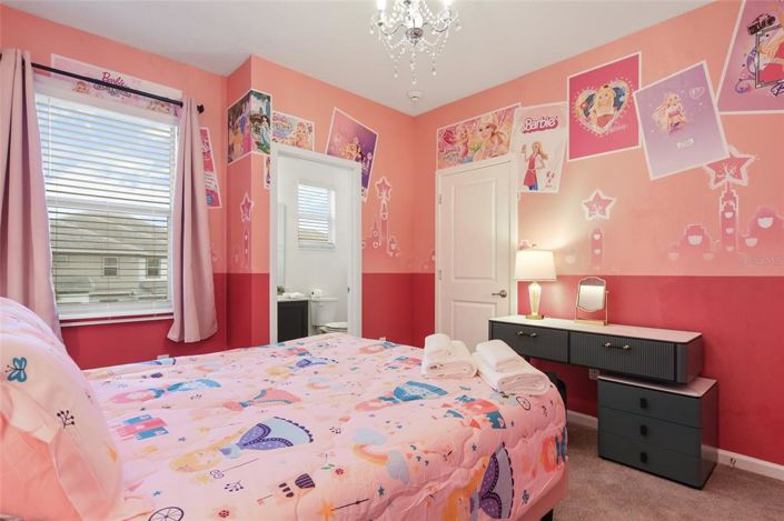 Image No.44-12 Bed Property for sale