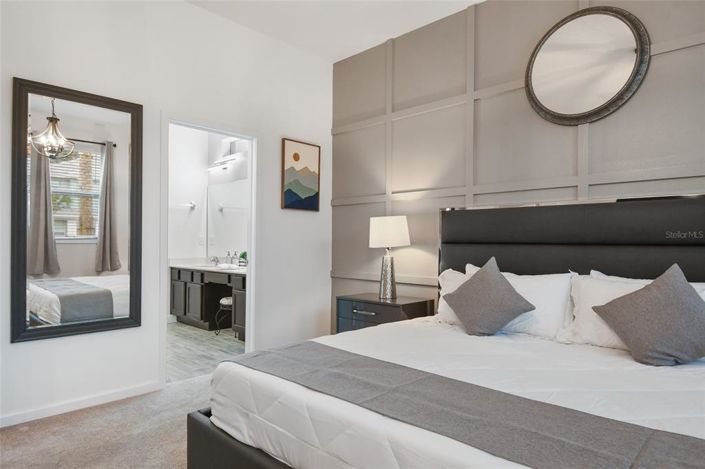 Image No.54-12 Bed Property for sale