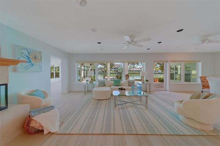 Image No.3-Propriété de 4 chambres à vendre à Clearwater