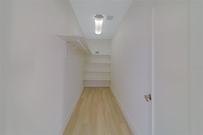 Image No.40-Propriété de 4 chambres à vendre à Clearwater