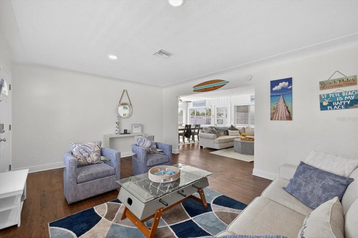 Image No.6-Propriété de 3 chambres à vendre à St. Pete Beach