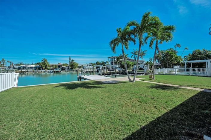 Image No.6-Propriété de 3 chambres à vendre à Treasure Island