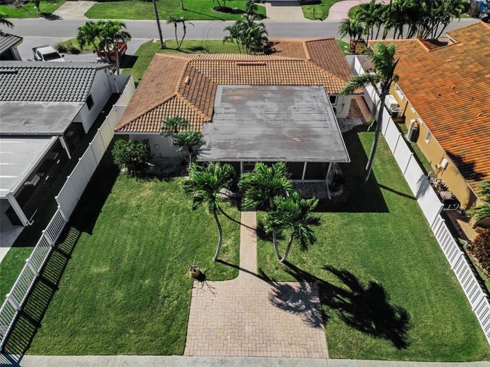 Image No.9-Propriété de 3 chambres à vendre à Treasure Island