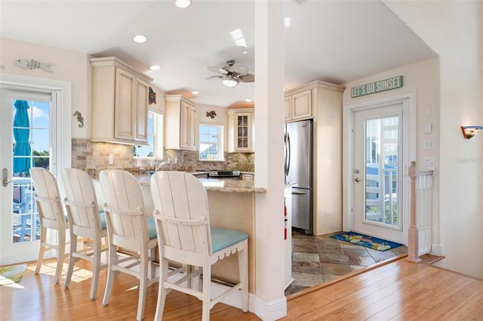 Image No.12-4 Bed Property for sale