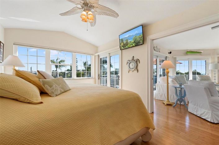 Image No.26-4 Bed Property for sale