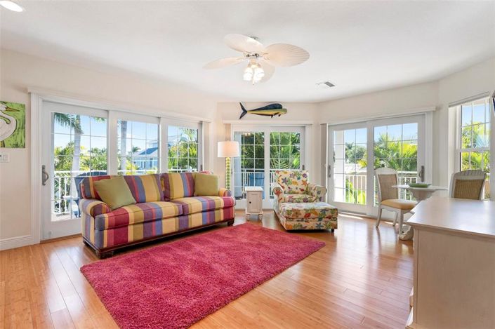 Image No.30-4 Bed Property for sale