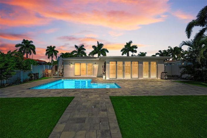 Image No.46-Propriété de 2 chambres à vendre à Treasure Island